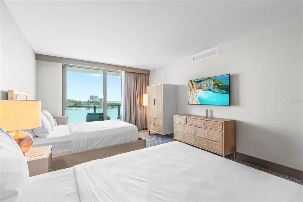 691 S GULFVIEW BOULEVARD #815 Clearwater Beach, FL 33767