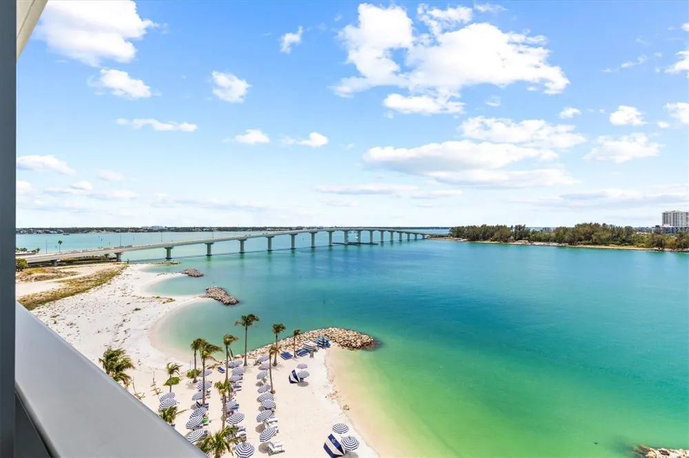 691 S GULFVIEW BOULEVARD #815 Clearwater Beach, FL 33767