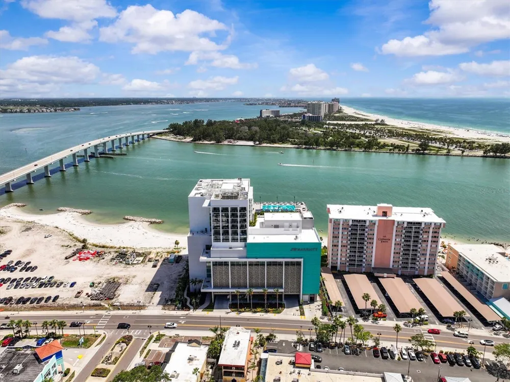 691 S GULFVIEW BOULEVARD #815 Clearwater Beach, FL 33767