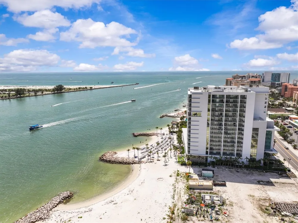 691 S GULFVIEW BOULEVARD #815 Clearwater Beach, FL 33767