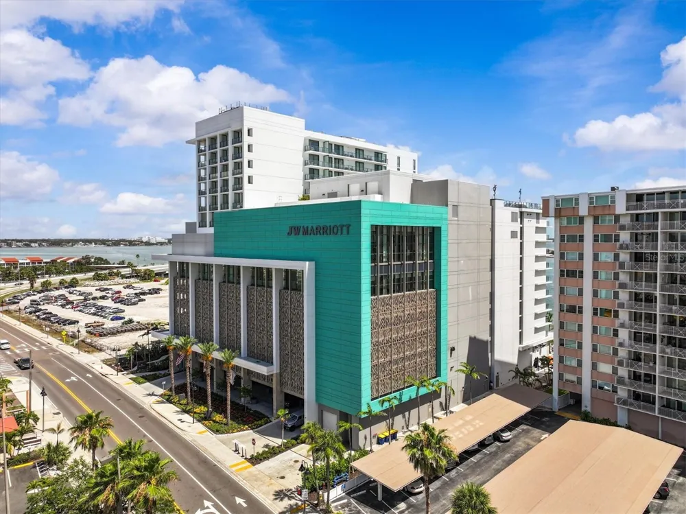 691 S GULFVIEW BOULEVARD #815 Clearwater Beach, FL 33767