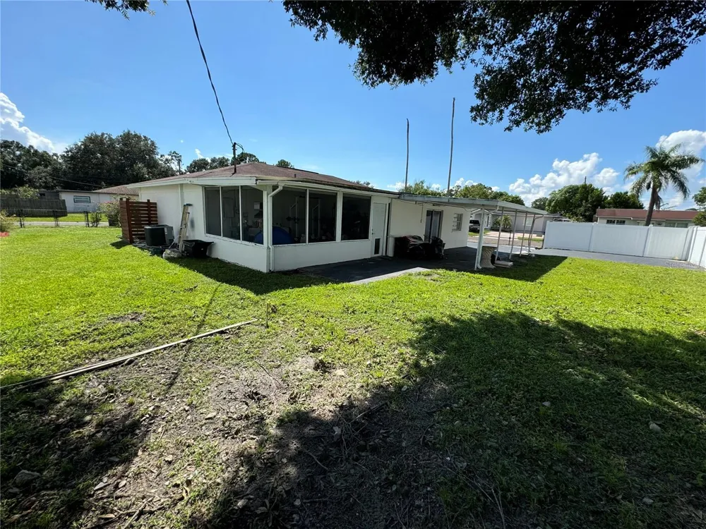 7102 REINDEER ROAD Tampa, FL 33619