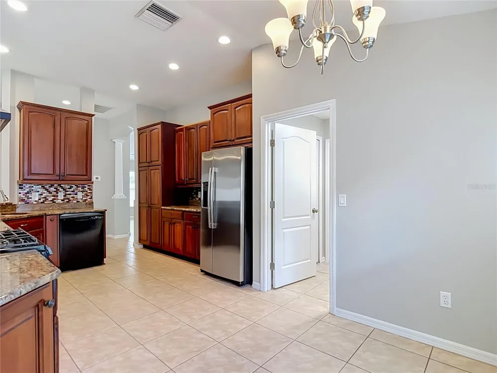 805 LESA GLEN PLACE Brandon, FL 33510