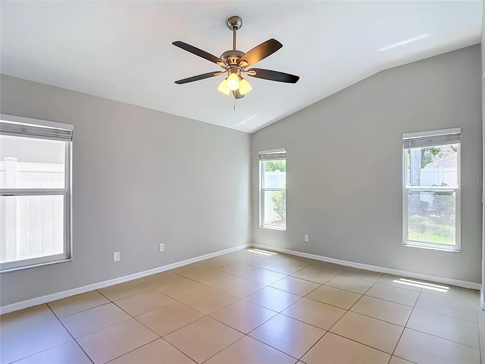 805 LESA GLEN PLACE Brandon, FL 33510