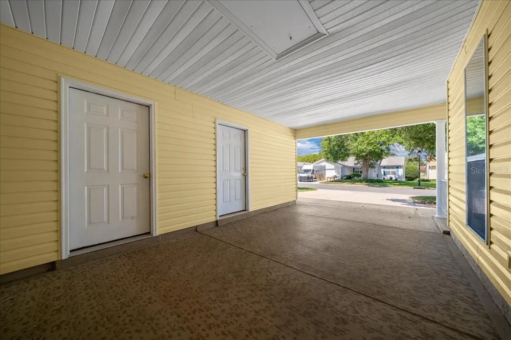 1133 DEL TORO DRIVE Lady Lake, FL 32159