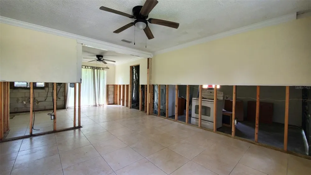 963 MADISON AVENUE AVENUE Daytona Beach, FL 32114