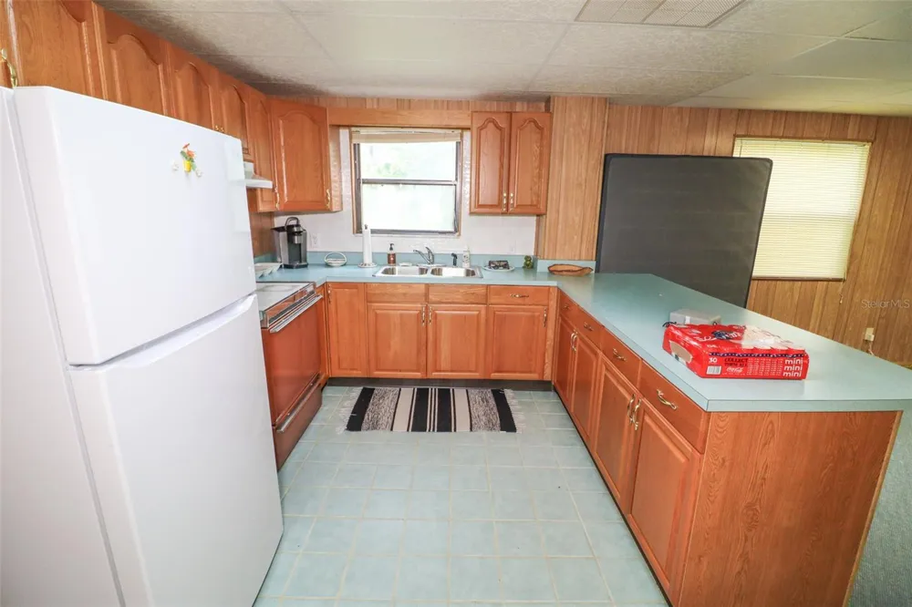 303 RILEY LAKE DRIVE Hawthorne, FL 32640