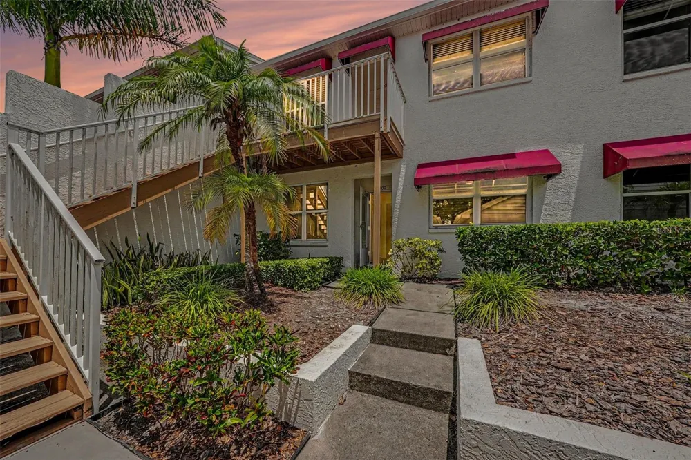1400 WATER VIEW DRIVE W #102 Largo, FL 33771