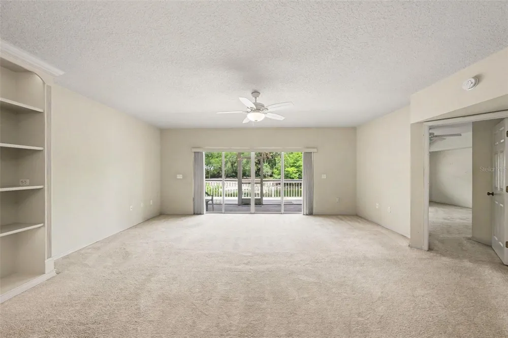 1400 WATER VIEW DRIVE W #102 Largo, FL 33771