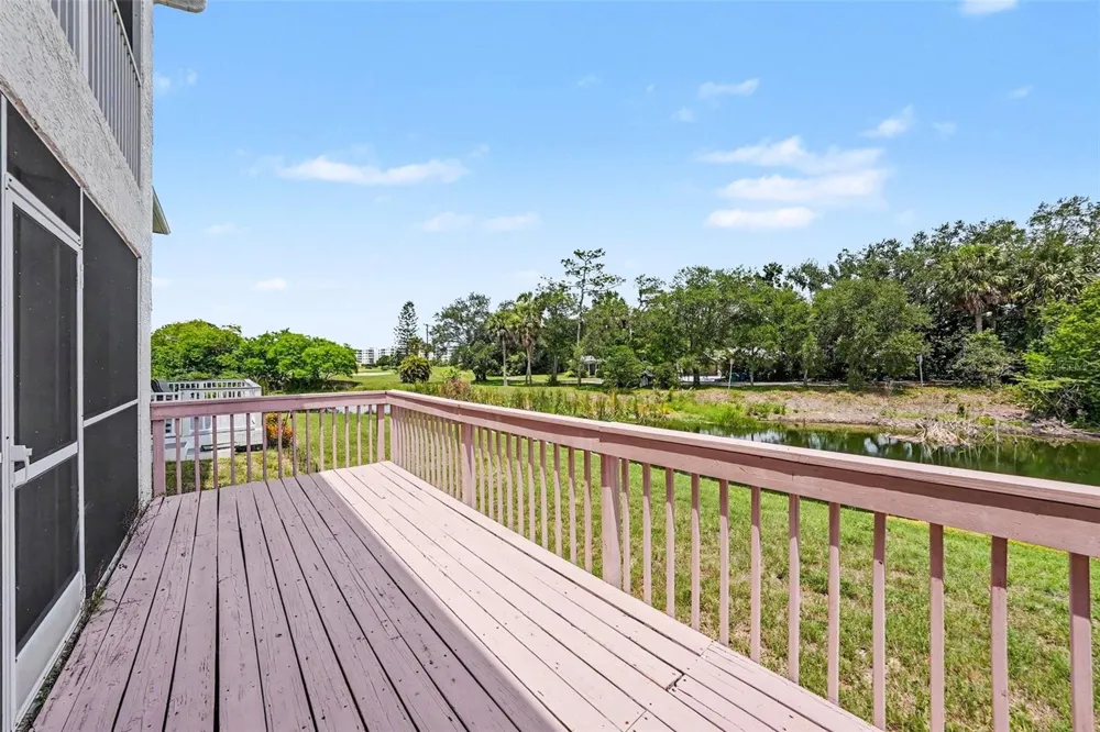 1400 WATER VIEW DRIVE W #102 Largo, FL 33771
