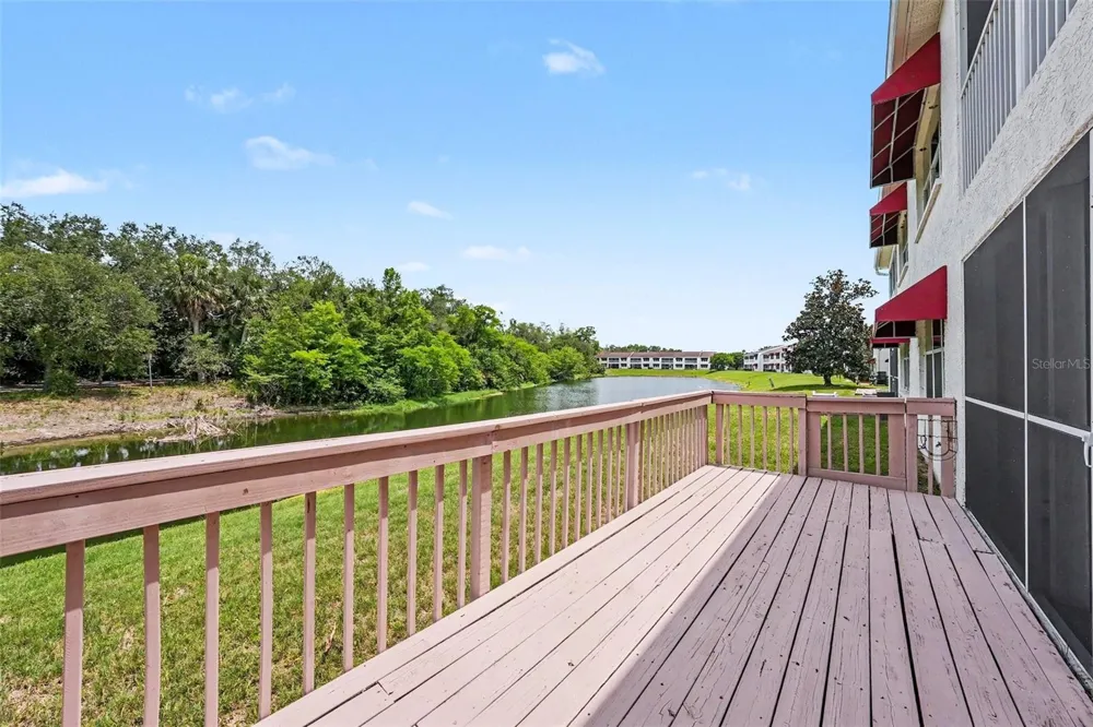 1400 WATER VIEW DRIVE W #102 Largo, FL 33771