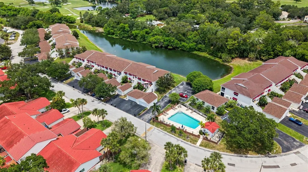 1400 WATER VIEW DRIVE W #102 Largo, FL 33771