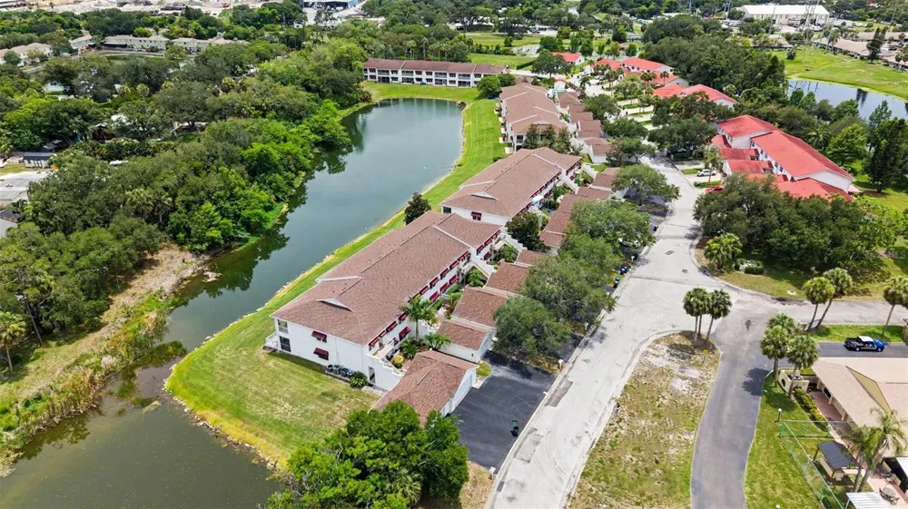 1400 WATER VIEW DRIVE W #102 Largo, FL 33771