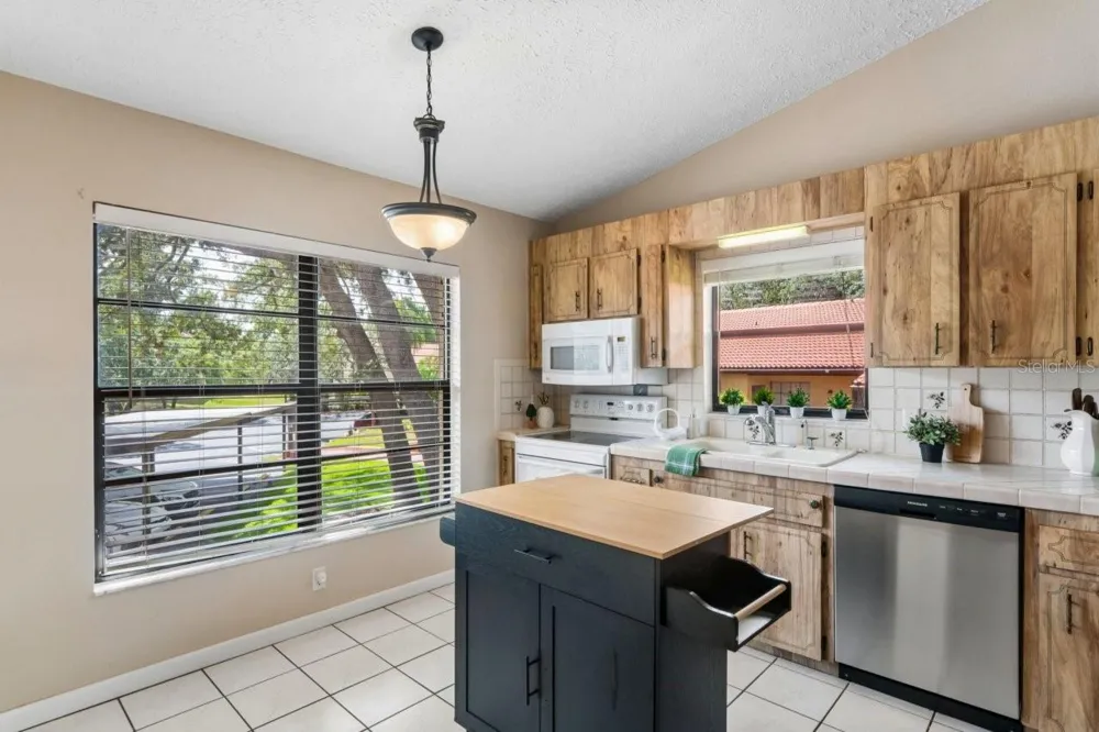 8550 SHADBLOW CT ##6 Port Richey, FL 34668
