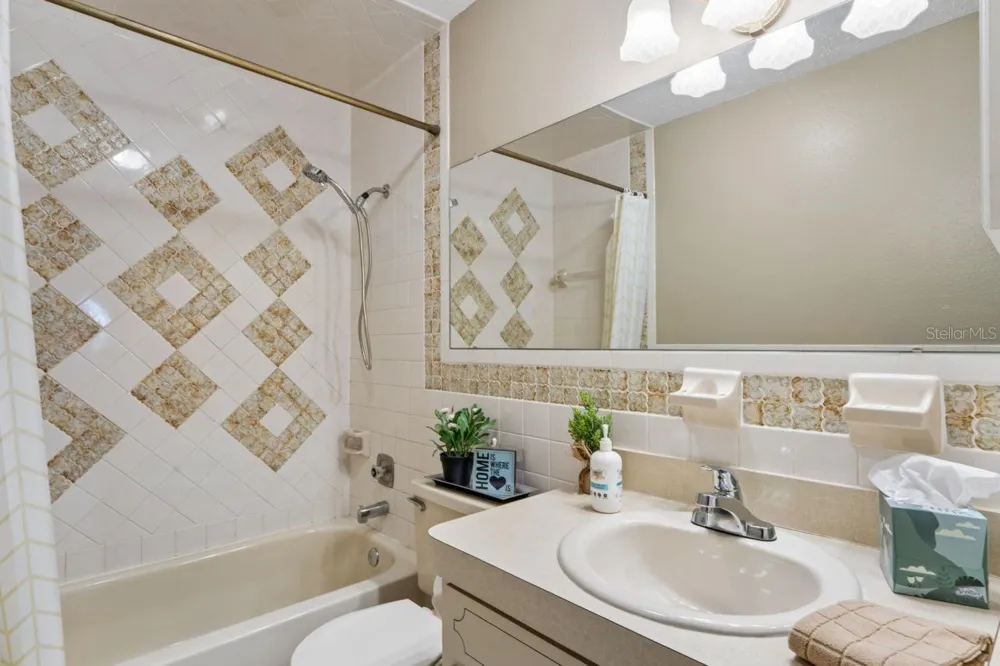 8550 SHADBLOW CT ##6 Port Richey, FL 34668