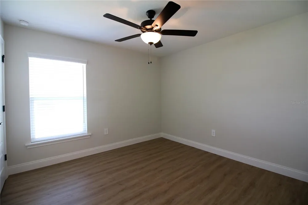 1242 DOROTHY STREET Lakeland, FL 33815