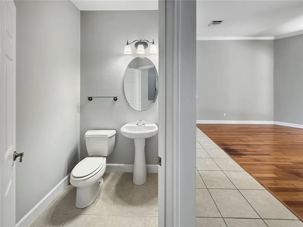 2770 REGAL PINE TRAIL Oviedo, FL 32766