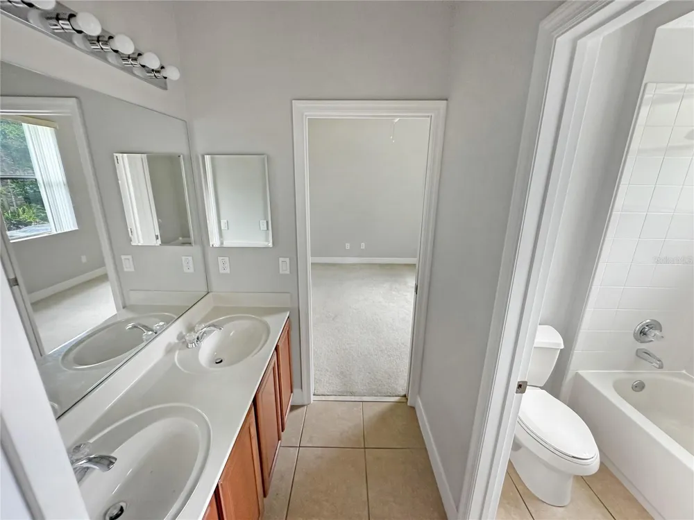 2770 REGAL PINE TRAIL Oviedo, FL 32766