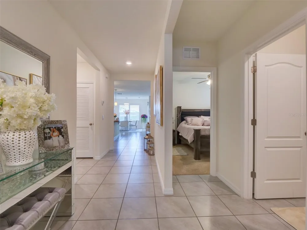11244 AMBER RIDGE DRIVE Zellwood, FL 32798