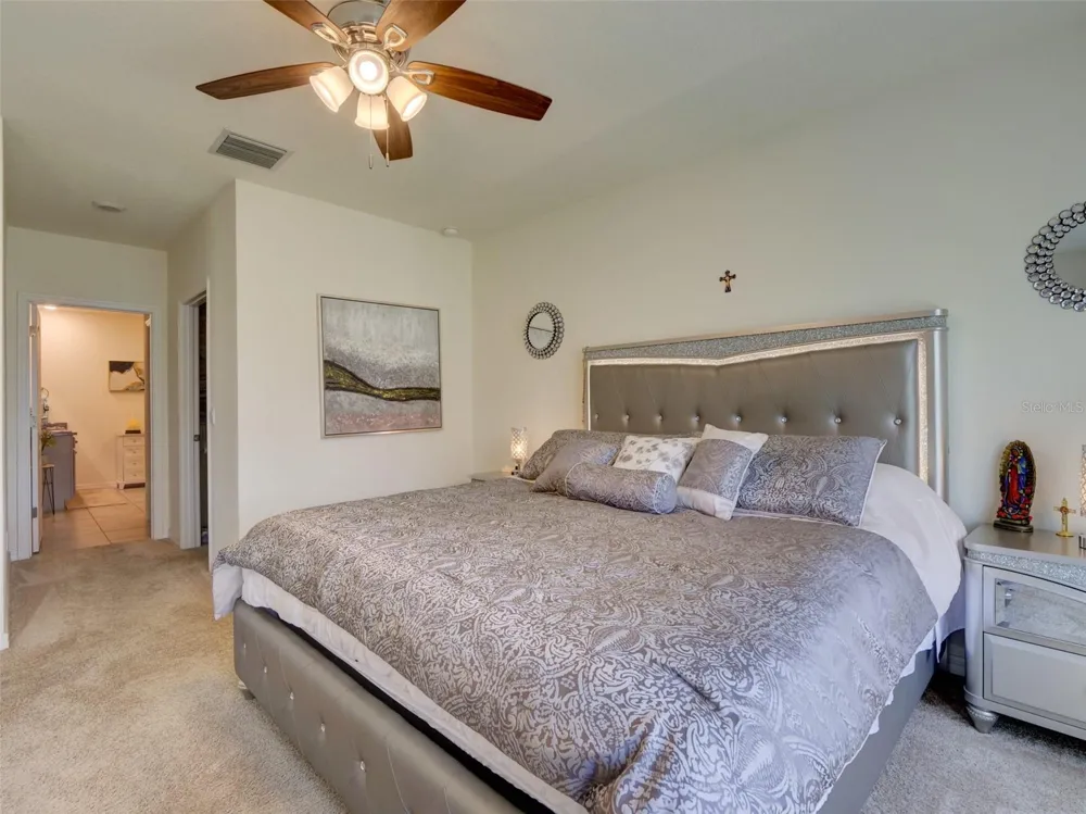 11244 AMBER RIDGE DRIVE Zellwood, FL 32798