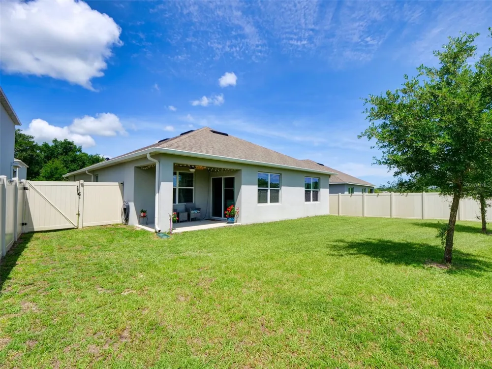 11244 AMBER RIDGE DRIVE Zellwood, FL 32798