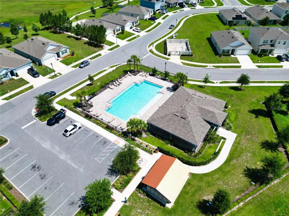11244 AMBER RIDGE DRIVE Zellwood, FL 32798