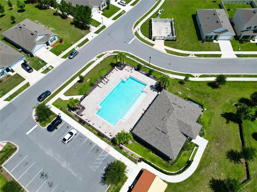 11244 AMBER RIDGE DRIVE Zellwood, FL 32798