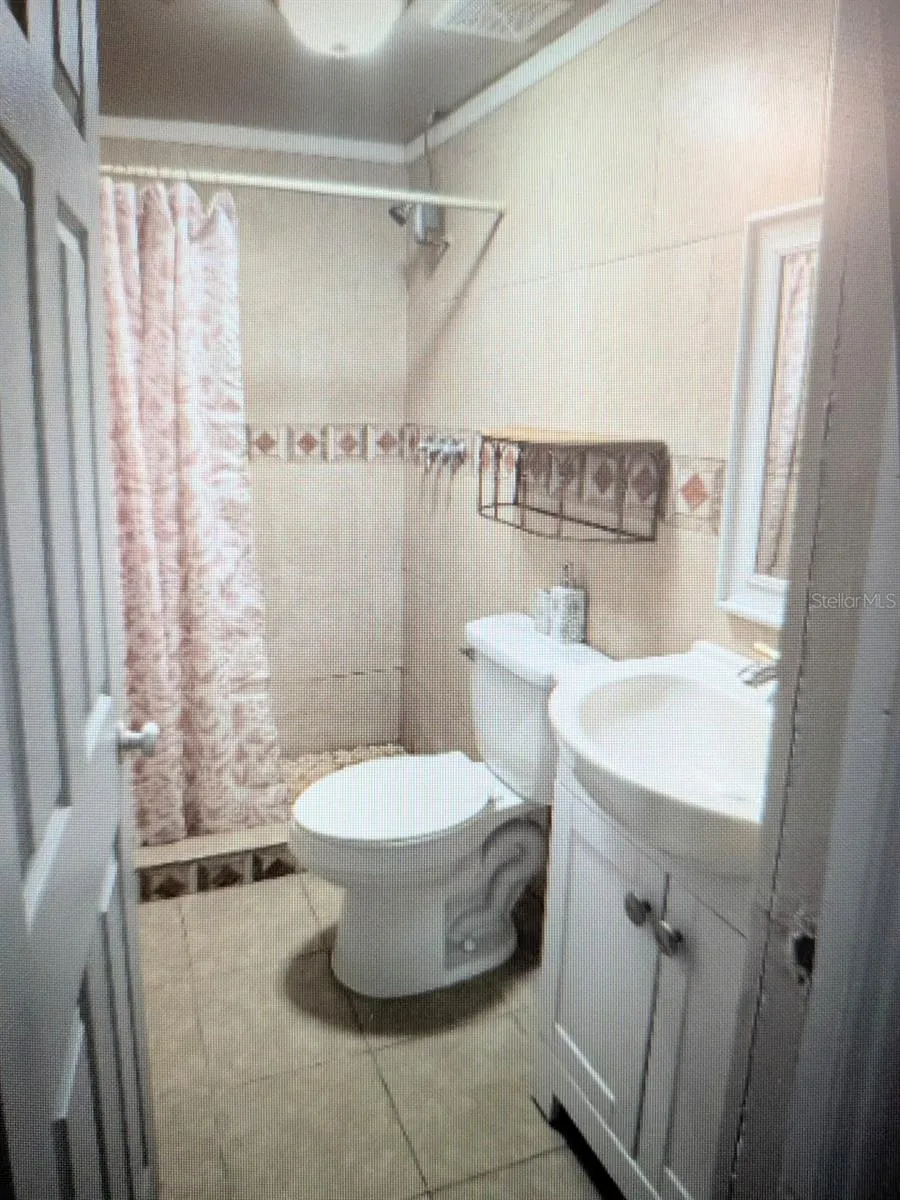 2725 SAMPLE STREET Kissimmee, FL 34744