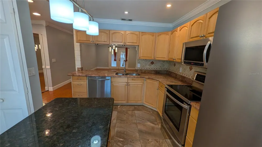 4000 POINCIANA COURT Palm Harbor, FL 34684