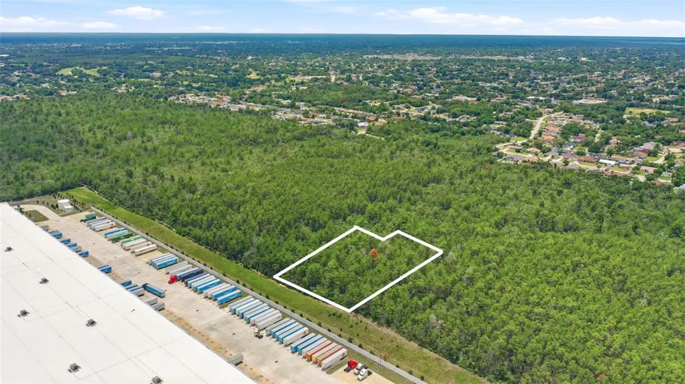 AMELIA (PAPER) AVENUE Deltona, FL 32725