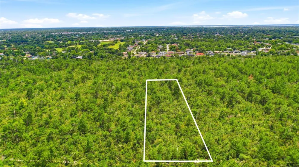 AMELIA (PAPER) AVENUE Deltona, FL 32725