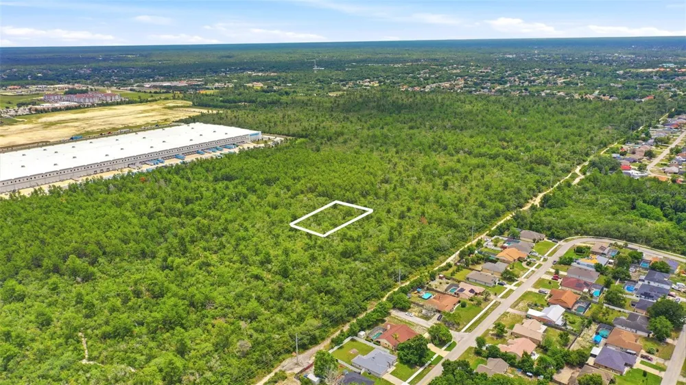WOLVERINE (PAPER) AVENUE Deltona, FL 32725