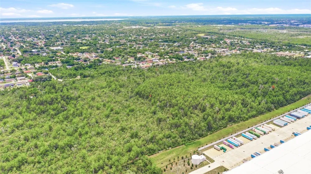 EDGEMONT (PAPER) AVENUE Deltona, FL 32725
