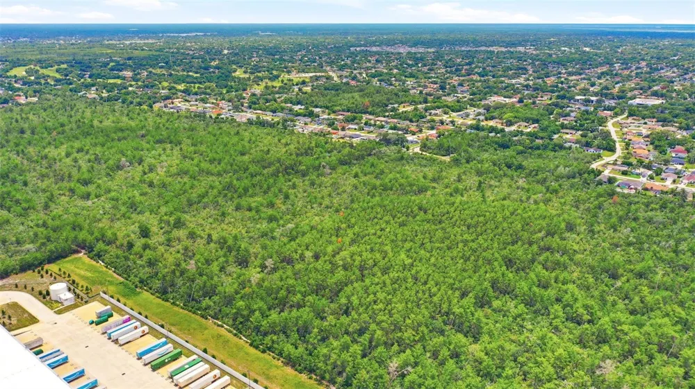 EDGEMONT (PAPER) AVENUE Deltona, FL 32725
