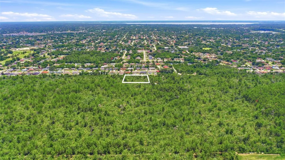 SOUTH AVENUE Deltona, FL 32725