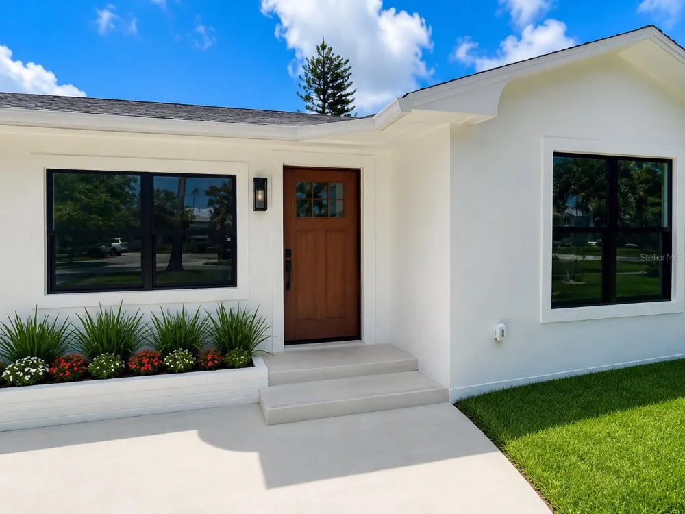 3219 E DEBAZAN AVENUE St Pete Beach, FL 33706
