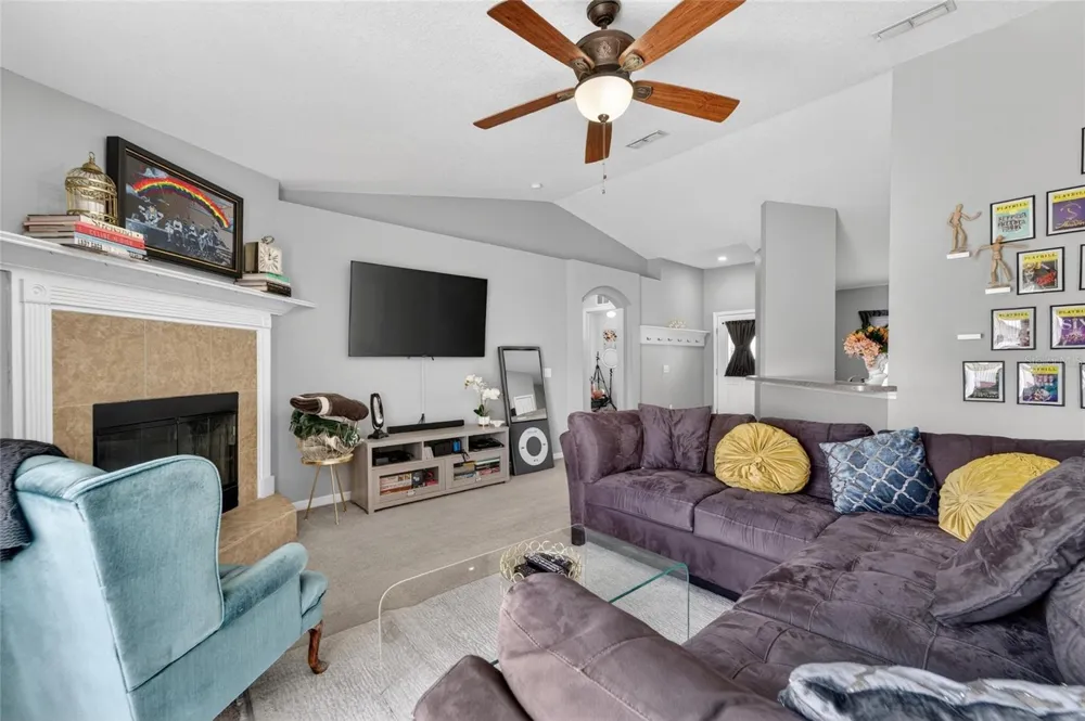 603 POINTER LANE Lakeland, FL 33809