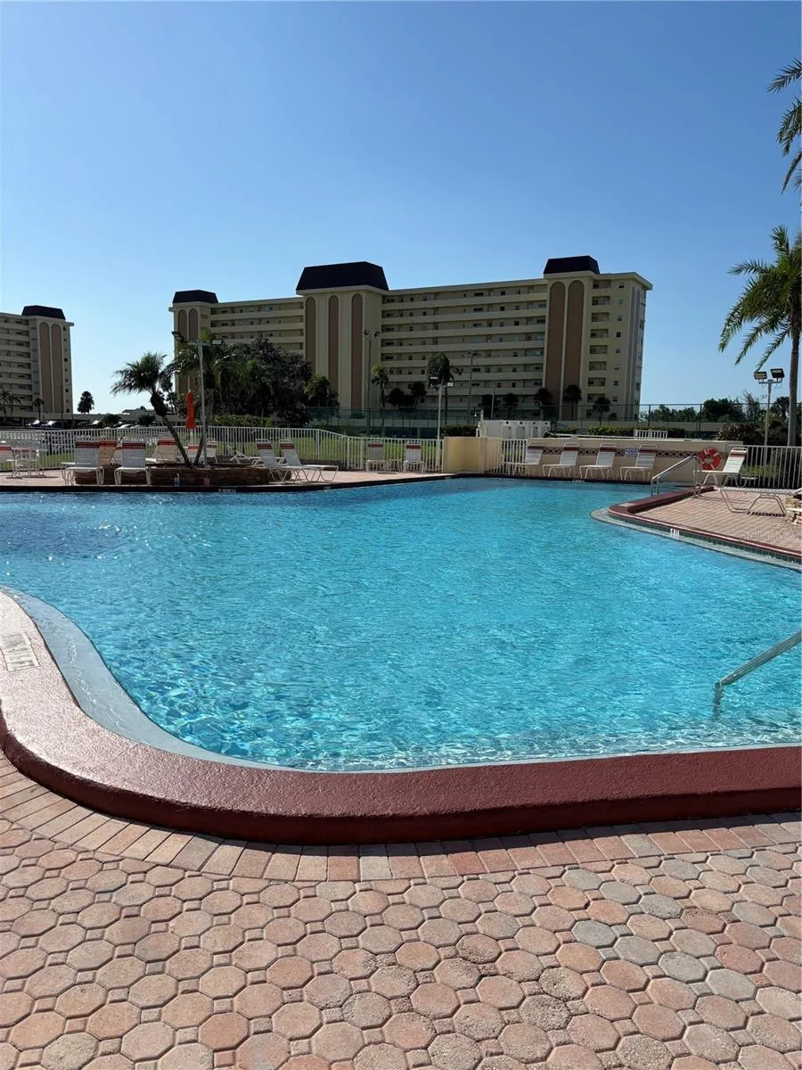 4725 COVE CIRCLE #104 Madeira Beach, FL 33708