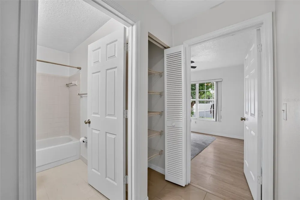 2437 SW 20TH COURT ocala, FL 34471