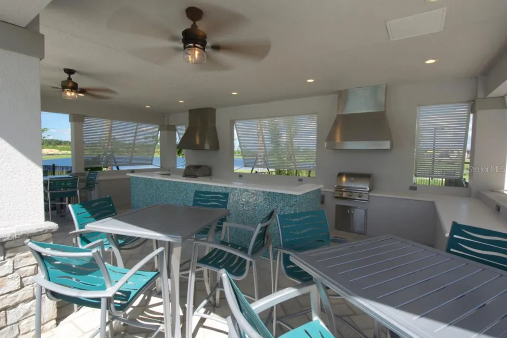 9496 BAUER ALLEY Winter Garden, FL 34787