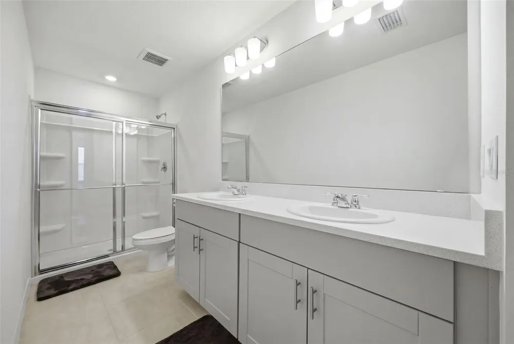 16570 SAN NICOLA PLACE Bradenton, FL 34211