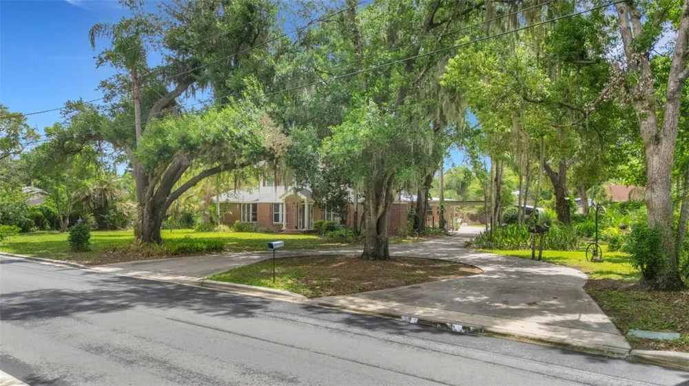 820 S OAK AVENUE Bartow, FL 33830