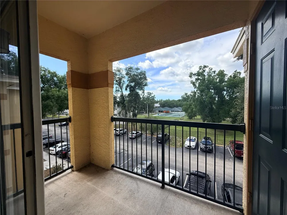 5618 PINNACLE HEIGHTS CIRCLE #305 Tampa, FL 33624
