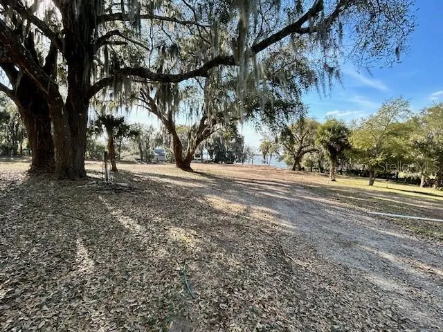 25800 WASHINGTON STREET Astatula, FL 34705
