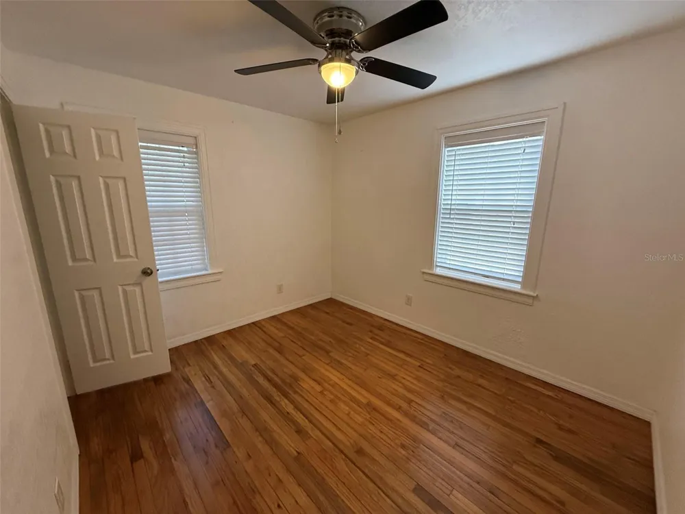 5521 5TH AVENUE St Petersburg, FL 33710