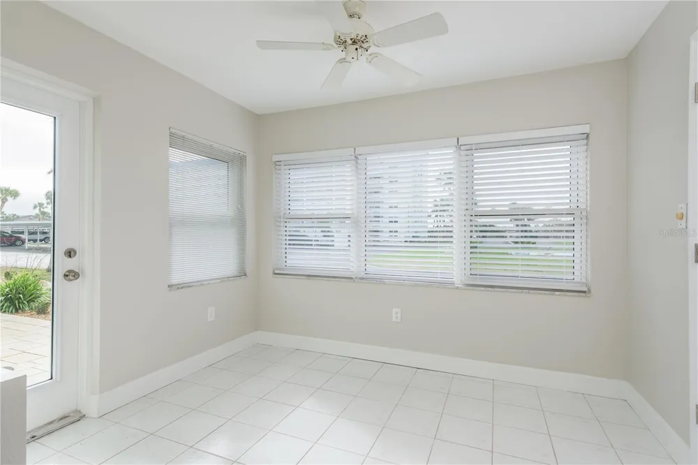 8 GLENCOE PLACE #104 Dunedin, FL 34698