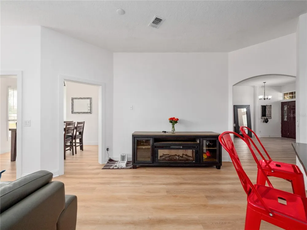 134 ESTATES CIRCLE Lake Mary, FL 32746