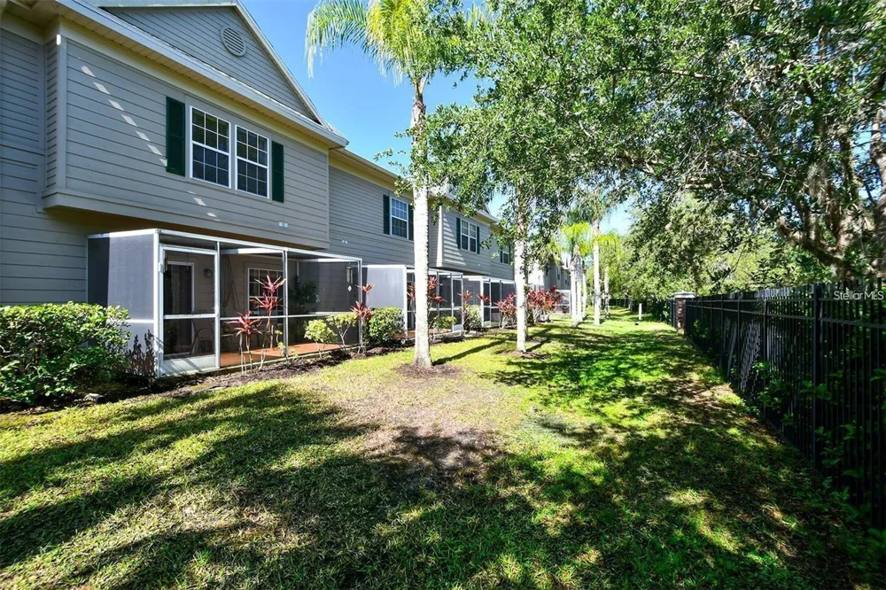 7658 PLANTATION CIRCLE Bradenton, FL 34201