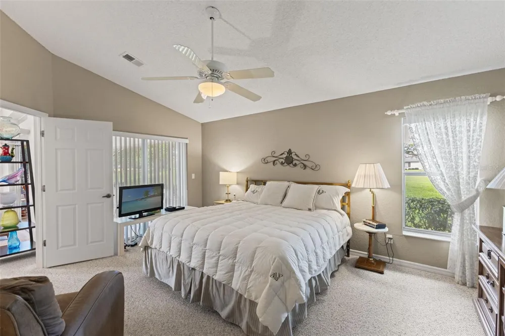 9419 NEW ORLEANS DRIVE Weeki Wachee, FL 34613