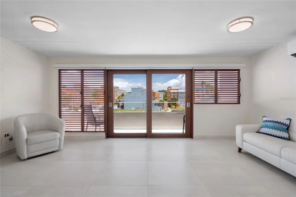 260 HARBOUR DRIVE #13 Humacao, PR 00791